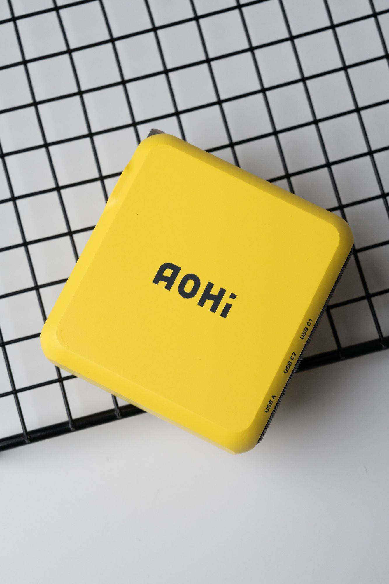 充电神器：Aohi 奥海 100W 氮化镓充电器