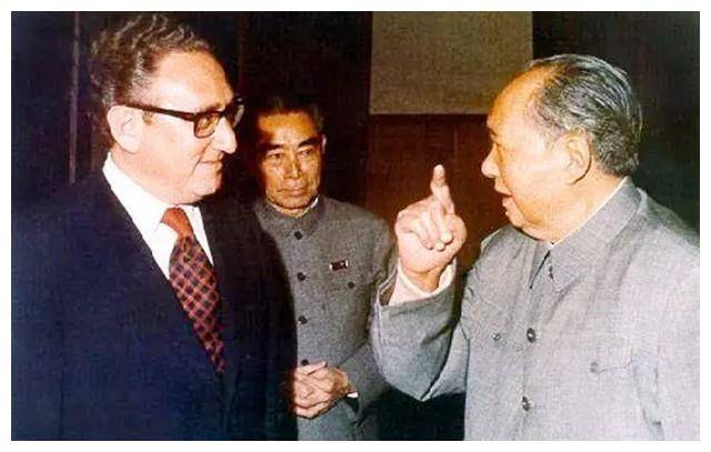 1973年毛主席与基辛格的两次谈话中，毛主席看出了什么？