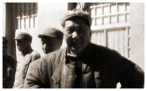 八舅文正莹：为毛主席取名的恩师，毛主席：他对我毛泽东有大恩的