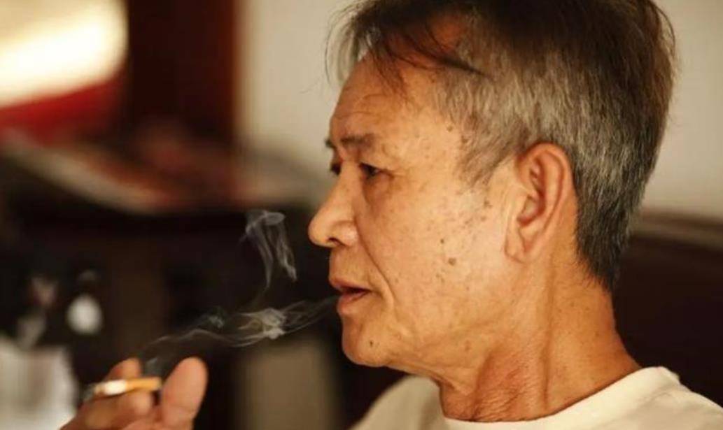 深圳钉子户蔡珠祥：夫妻联手拿到1700万拆迁款，分完钱后妻离子散