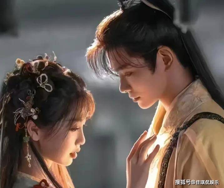 看到孟子义李昀锐，虞书欣丁禹兮，才懂龚俊杨幂，曾舜晞李沁