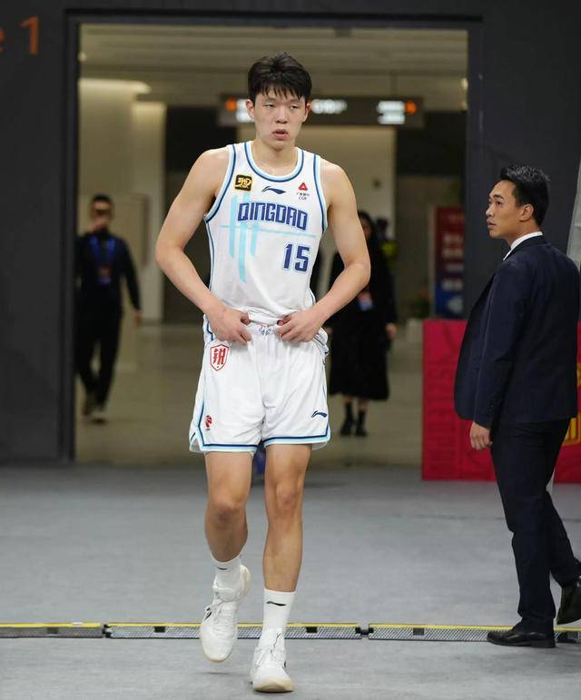 勒布朗-詹姆斯助力杨瀚森，富保罗促成，登陆NBA指日可待