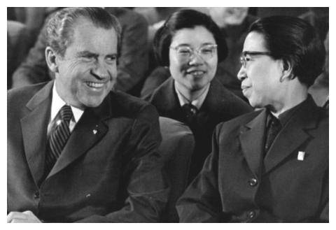 “国嘴”唐闻生，曾为周恩来担任翻译，基辛格说她可以竞选总统