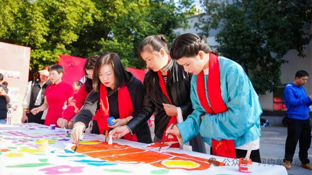 直击深圳第五届滴滴女司机年会超燃现场：这群女司机，又美又飒！