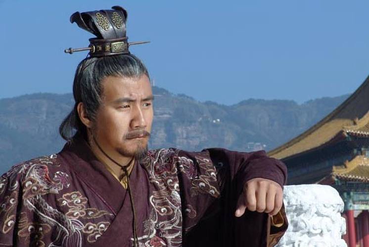 明朝异性王郭子兴，其子孙为何会被斩尽杀绝，朱元璋：迫于无奈