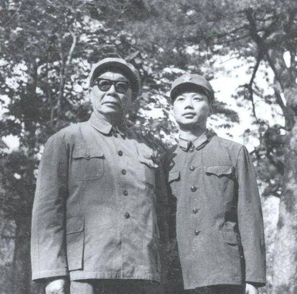 1952年，他与陈伯钧是工程兵司令人选，刘帅不舍得他走，没有留住