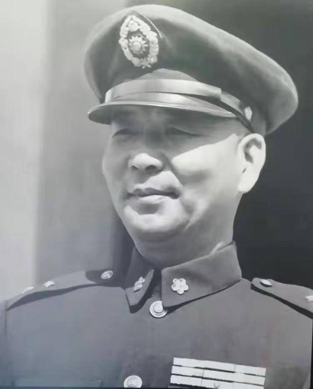 国民党的常胜将军，三败粟裕，二败刘伯承，毛主席：狡如狐猛如虎
