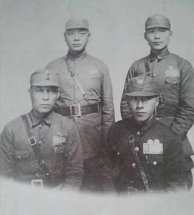 国民党的常胜将军，三败粟裕，二败刘伯承，毛主席：狡如狐猛如虎