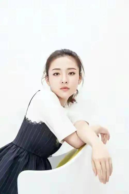 武汉大学校花吴倩：原来，婚姻真的会磨掉一个女人所有的光！