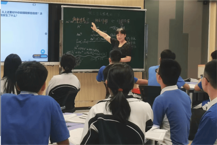 高中生双休，要依法治教也要回应家长关切