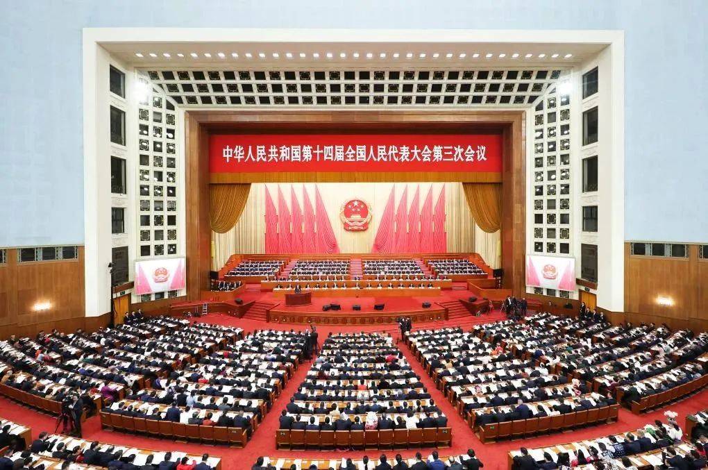 干货！政府工作报告极简版+一图速览→