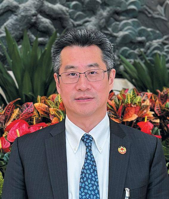 今年的政府工作报告首提综合整治“内卷式”竞争