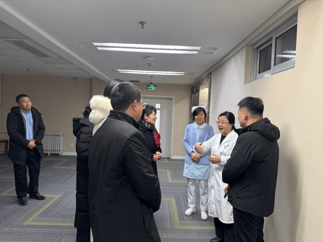 【汤医新闻】同仁堂医养集团、同仁堂中医医院、同仁堂第二中心医院团队来北京小汤山医院健康管理中心参观交流