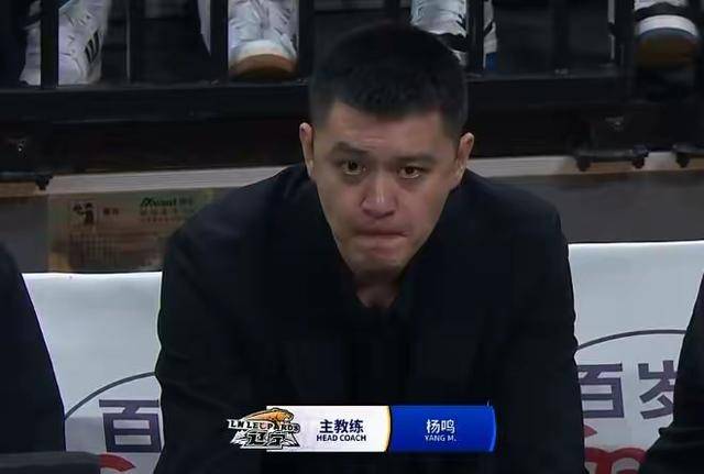 8投1中！赵继伟和孙铭徽差距大，辽宁输球有好消息，帕顿不是水货