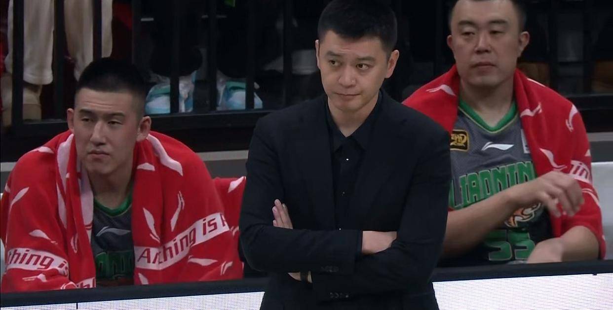 赵继伟PK孙铭徽！辽宁男篮3将火速支援