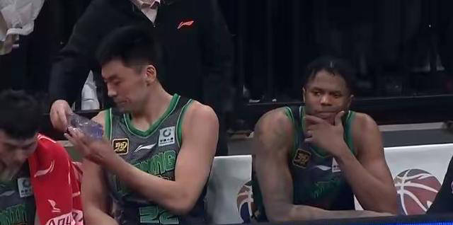 孙铭徽全面发挥领广厦大胜，赵继伟低迷成败关键