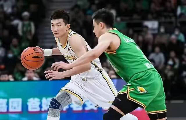孙铭徽全面发挥领广厦大胜，赵继伟低迷成败关键