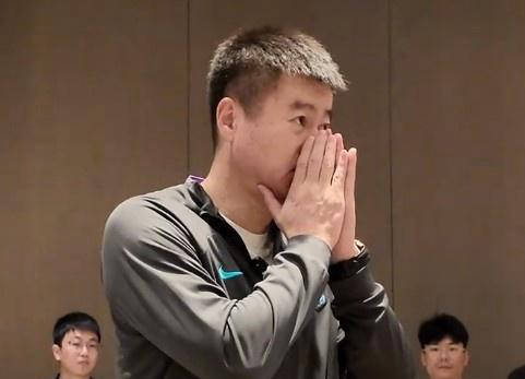 中超新动向！于根伟庆生泪洒 沧州感恩 孙铭谦 武磊备战阿布扎比