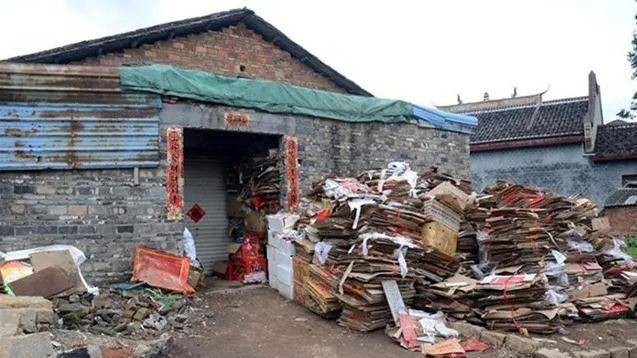 走了“狗屎运”？3毛钱收的铁疙瘩，老板洗净后，转手卖260万高价