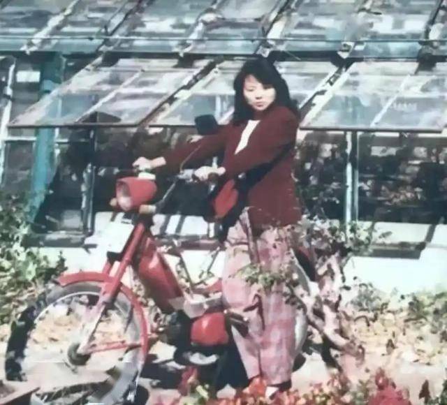 “中国败类”何巧女，拖欠员工工资却捐款美国95亿，如今下场如何