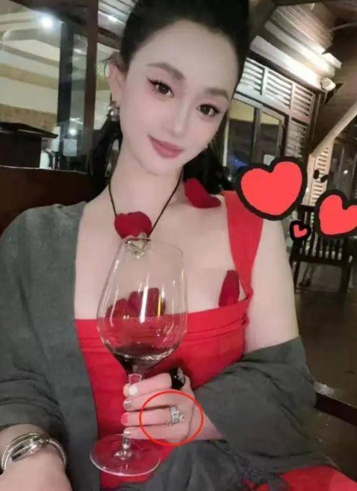 当了吴秀波7年小三的陈昱霖，出狱后高调晒儿子，还在想嫁入豪门