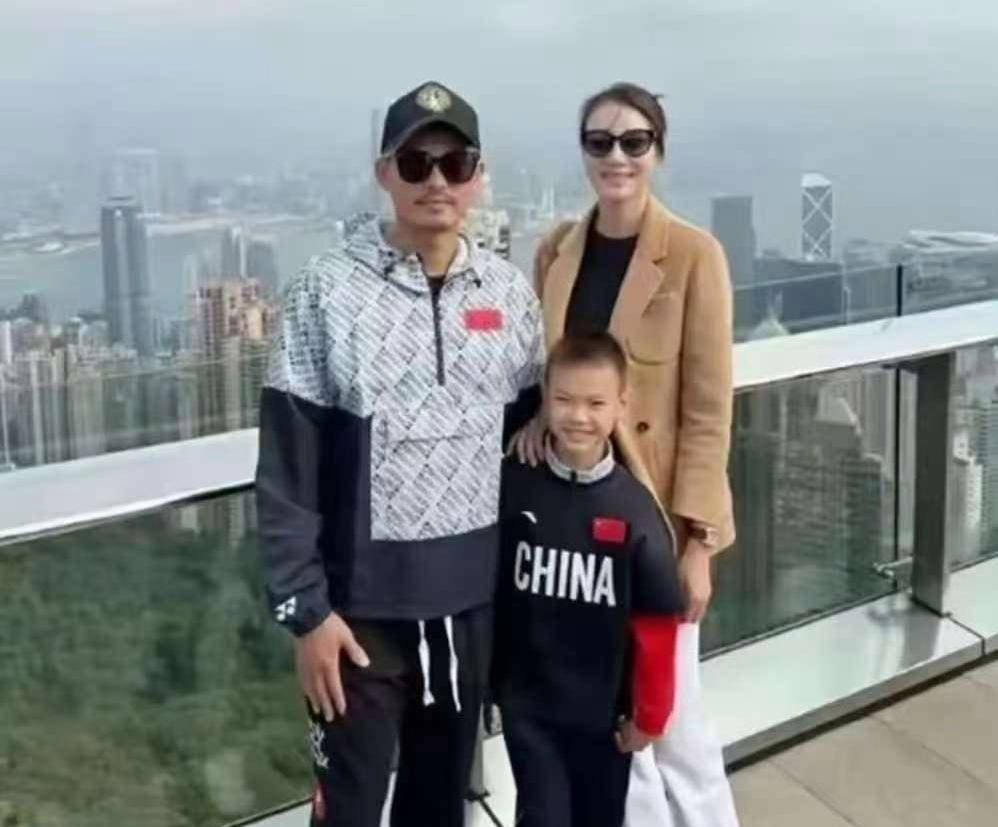 谢杏芳前往西班牙陪读，林丹理解了