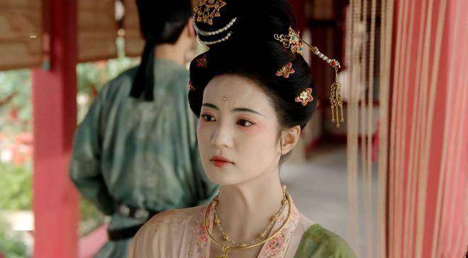 《国色芳华》大结局：胜意自尽，李幼贞疯魔，何惟芳一招搬倒宁王