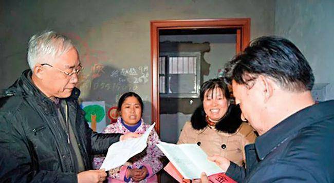 李葆华去世，记者问李宏塔遗产有多少，李宏塔：我是李大钊的子孙