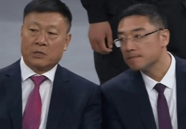 生杠管理层，不服李秋平，上海男篮7连胜并非浪则虚名，卢伟够硬