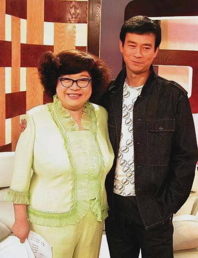 娱乐圈负心汉:郑少秋抛妻弃女，李宗盛公然出轨，最后一个简直了