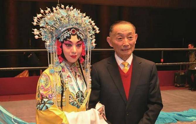 梅葆玖：梅兰芳之子，一生无儿无女，至死不原谅李玉刚