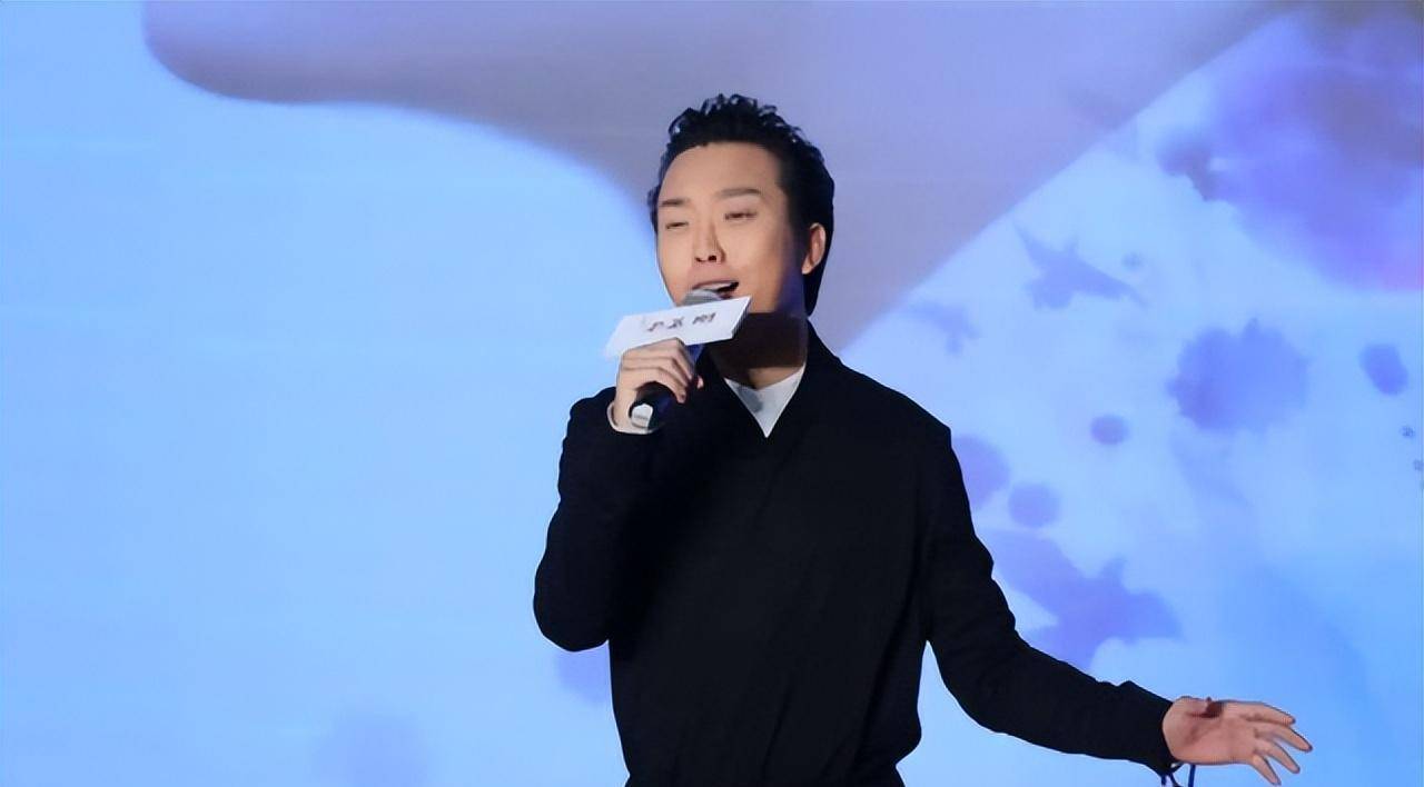 2006年，李玉刚一炮而红，为何深受梅兰芳之子梅葆玖指责
