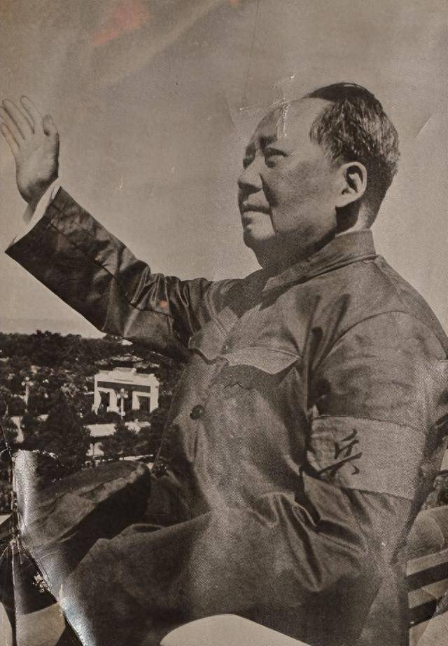 毛主席视察杭州，市委书记却“摆官架子”不见人，江华有何来头？