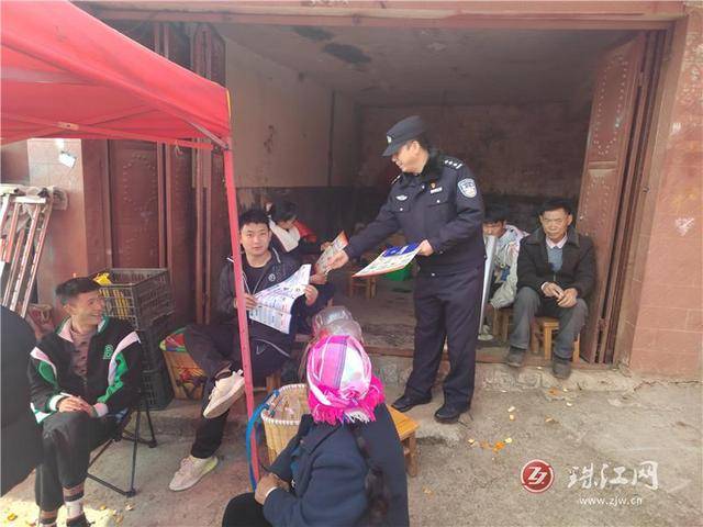富乐派出所织密“三张网”高效化解矛盾纠纷