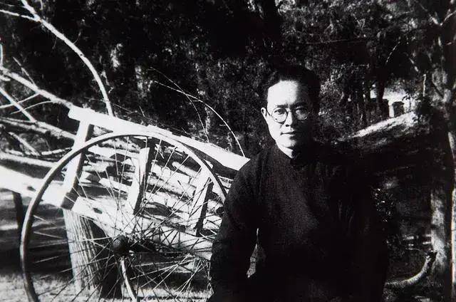 沈从文苦追张兆和成功后，为何又岀轨，张兆和为什么说不懂沈从文