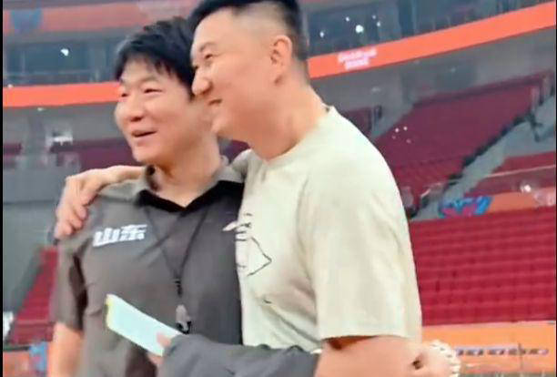 张兆旭酒后畅谈广东篮球，解析赵睿情绪与克里斯心态