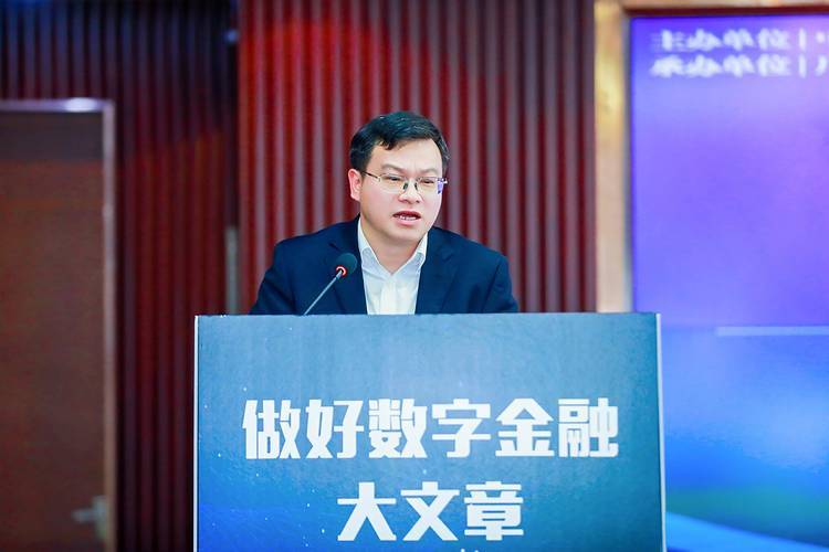 广州市委书记力荐：改行跳槽首选地剖析