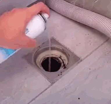 喷一下就能把脏东西带出来？广告里的疏通剂是不是智商税