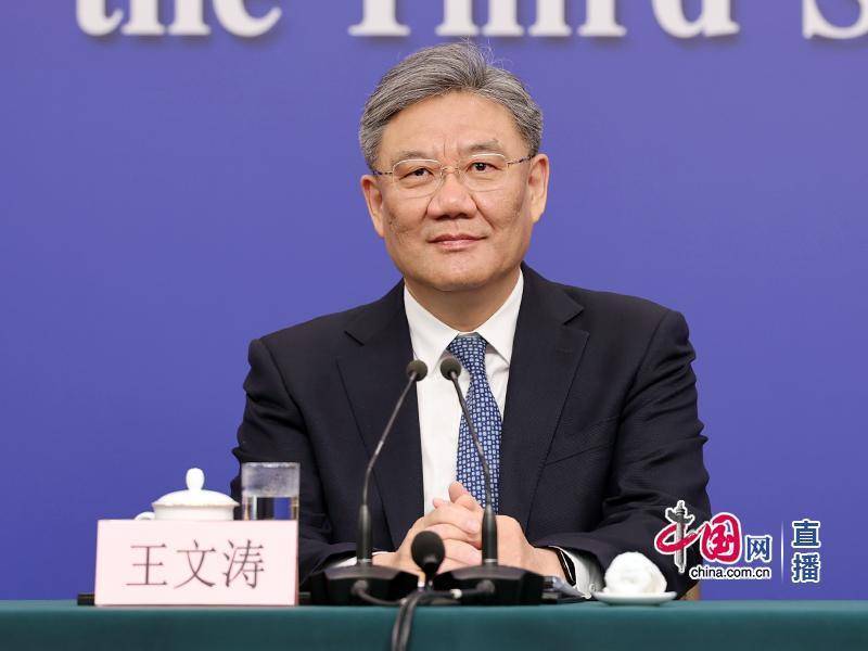 经济主题记者会举行，五位“掌门人”发声！信息量巨大！央行行长：今年将择机降准降息