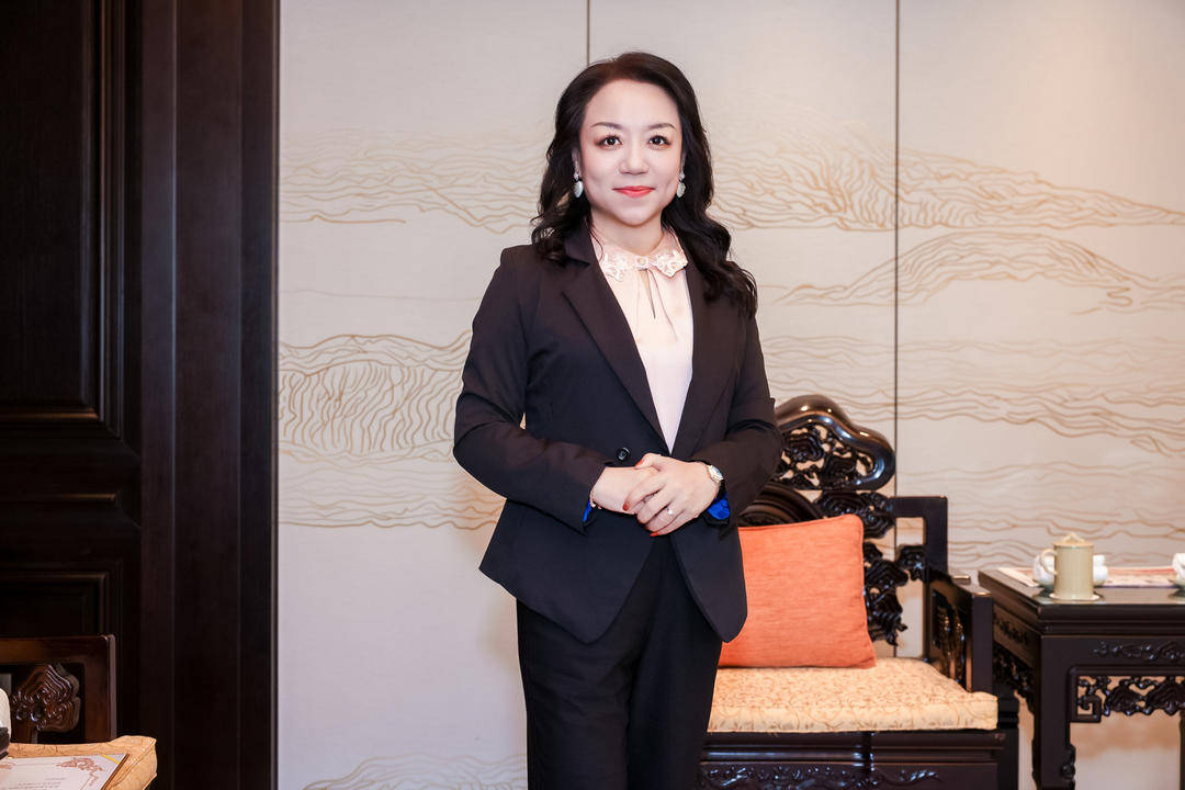AI时代·AI自己丨宝宝树集团总裁赵洁：面对AI浪潮，女性共情力和学习力的优势将会被放大