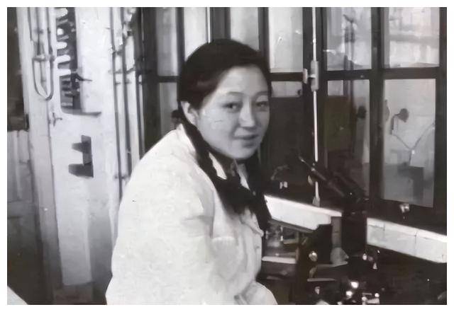 中国第一位女院士何泽慧，不只是钱三强夫人，更是中国的居里夫人
