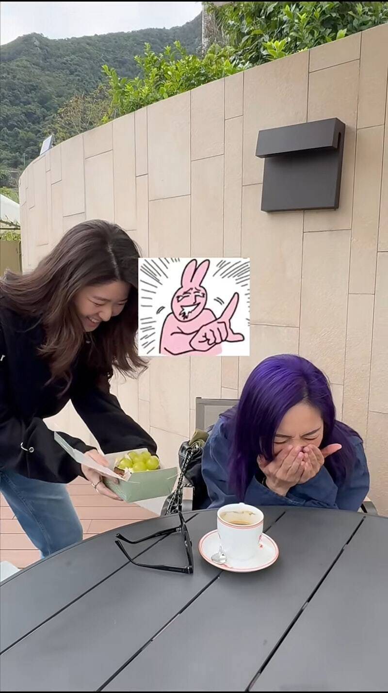 再玩回忆杀！杨千嬅见完吴彦祖再和许绍雄合体 两人开心玩自己的梗