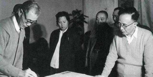 民国最渣的男人，比徐志摩郭沫若还脸皮厚，离婚后仍然纠缠妻子