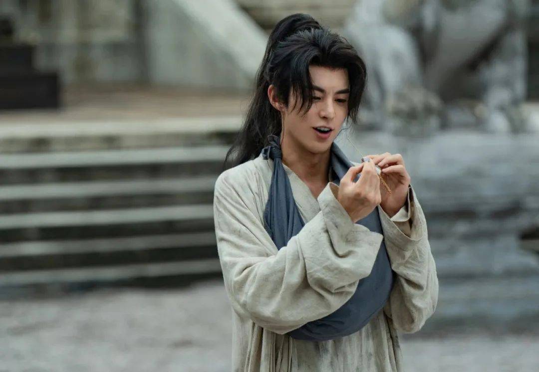 王鹤棣：“预制大爆剧”男主，香槟真的开早了。