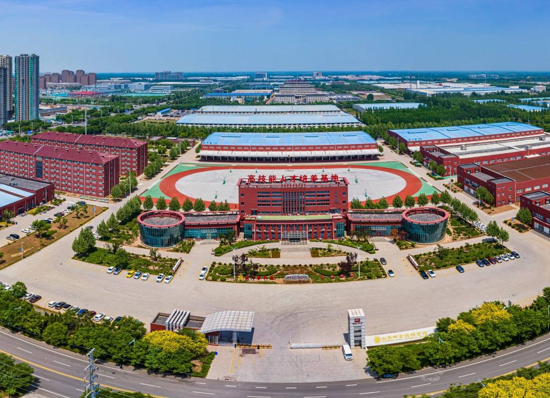 【德仁四方】工程机械维修工出国劳务工作可行么？工资多少？