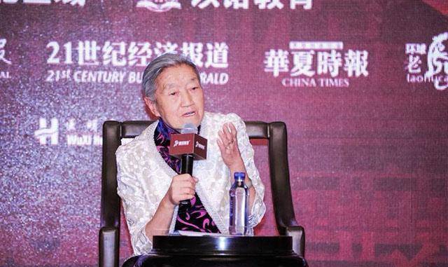入狱、丧女，包2500亩地东山再起，亚洲烟王背后的女人有多厉害？