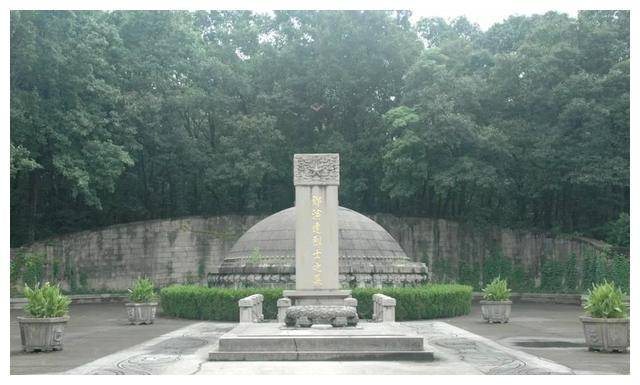 1931年蒋介石暗杀了一人，宋庆龄怒斥：你对得起中山先生吗？