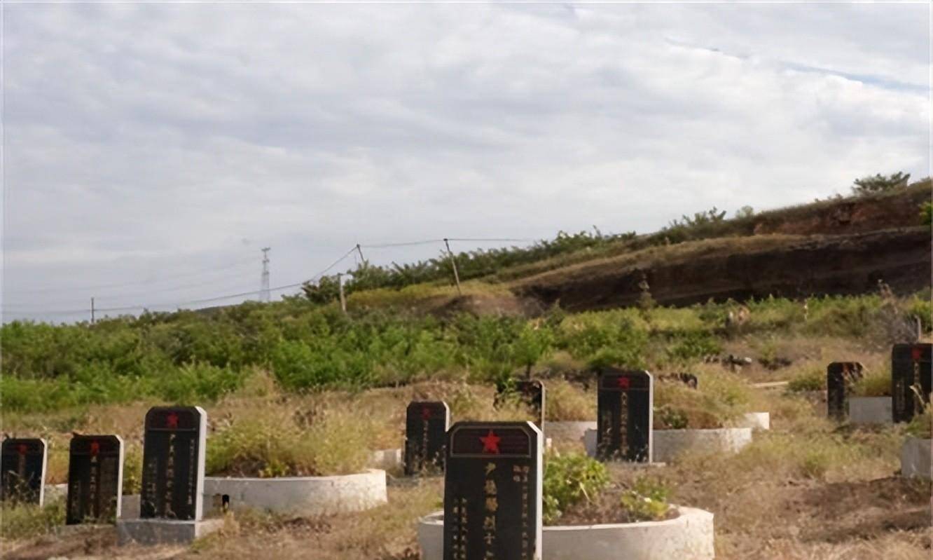 李作鹏在天宝山剿匪四次遇险，救他命的2人成烈士，1人成了他妻子