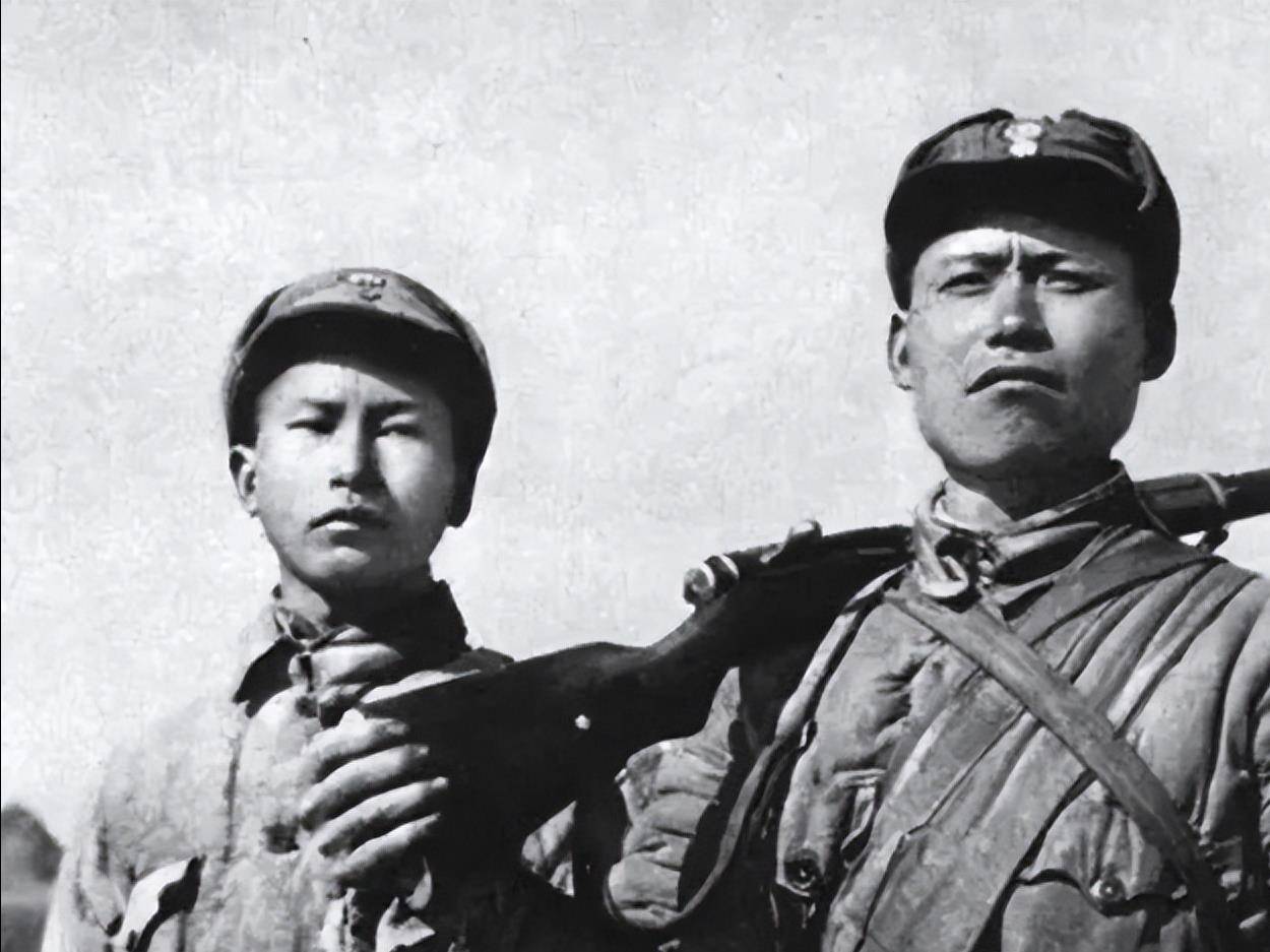 李作鹏在天宝山剿匪四次遇险，救他命的2人成烈士，1人成了他妻子
