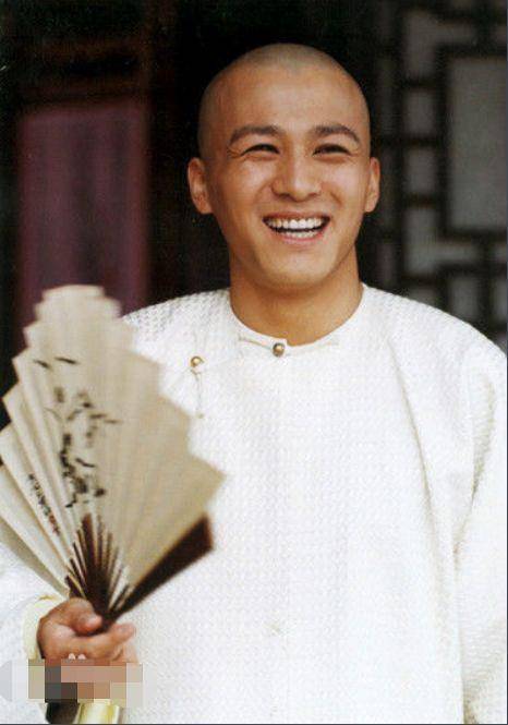 演员毛乐：与妻子一见钟情，婚后不让妻子拍戏，只能花他的钱